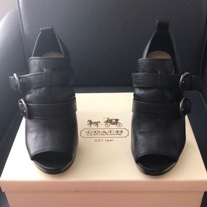Coach open toe heels size 6 black leather